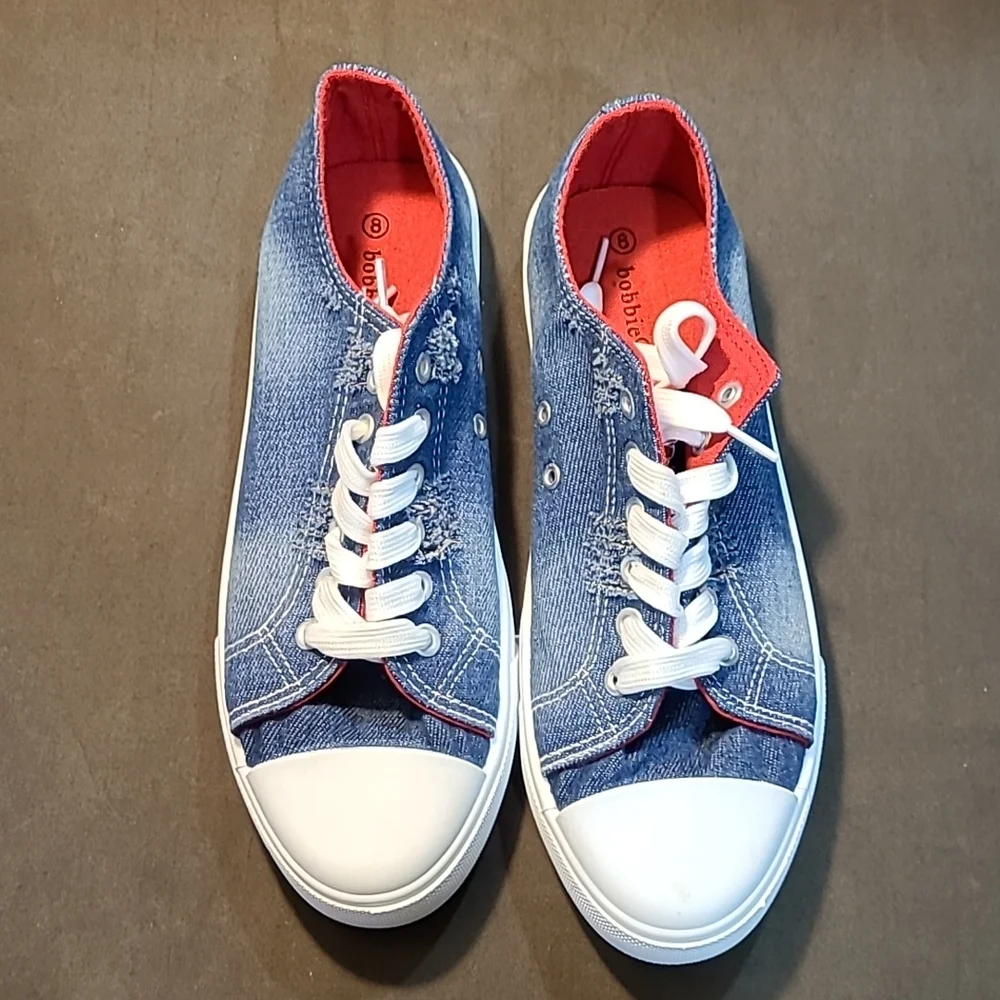 Women's Bobbie & Brooks blue and red Sneakers size 8 - Picture 2 of 8